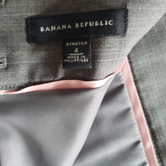 Banana Republic pencil skirt 4 - Picture 4 of 5